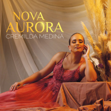 Cremilda Medina lança hoje segundo álbum “Nova Aurora”