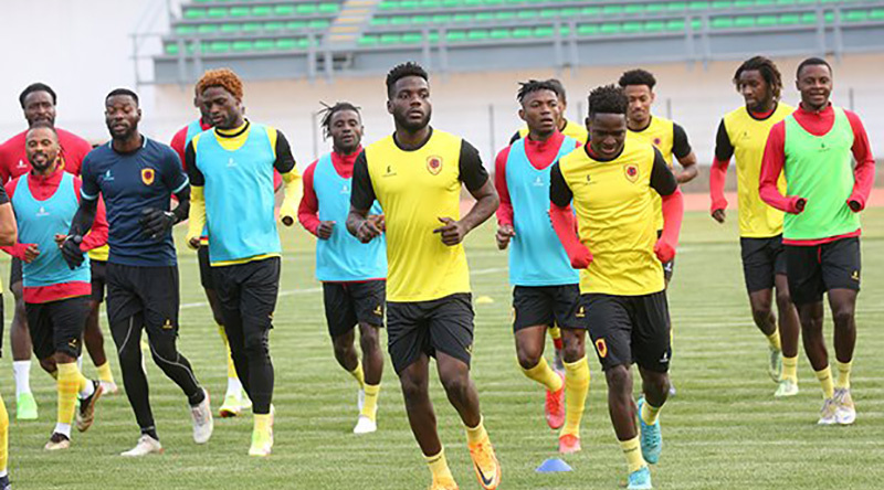 Qualificação Mundial Futebol: Seleção Nacional faz hoje treino de  preparação para jogo com Angola – A Nação – Jornal Independente