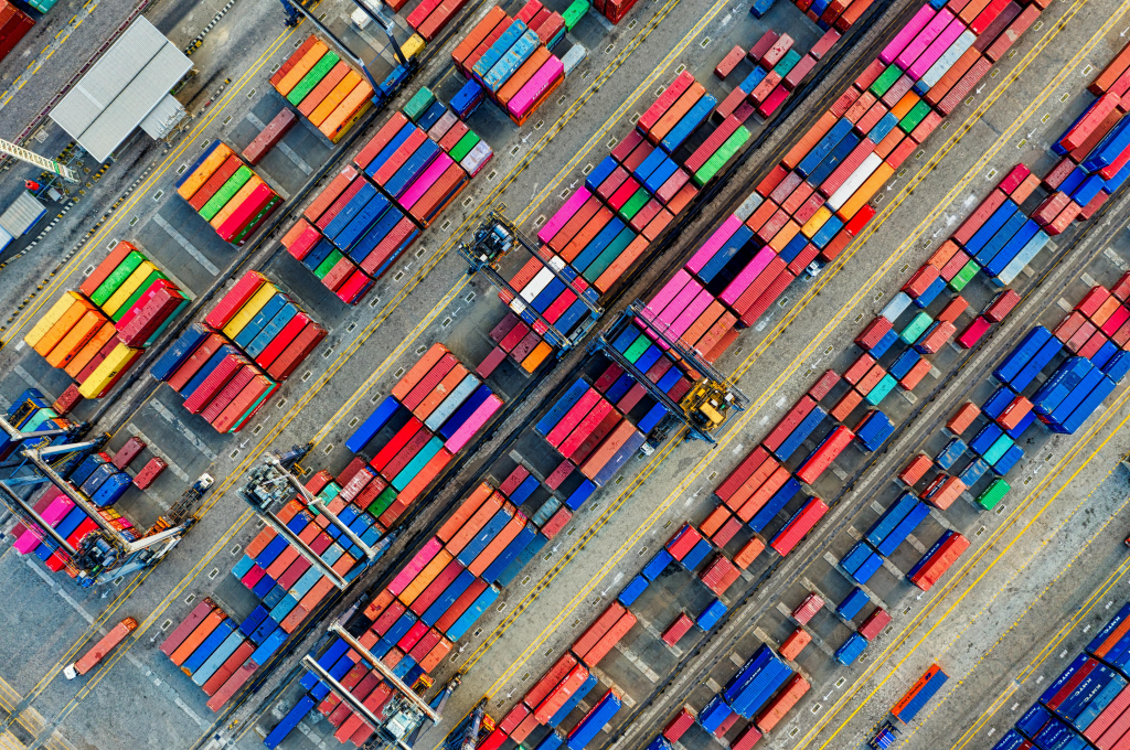 As exportações da China aumentaram 8,1%, em termos homólogos, em Abril